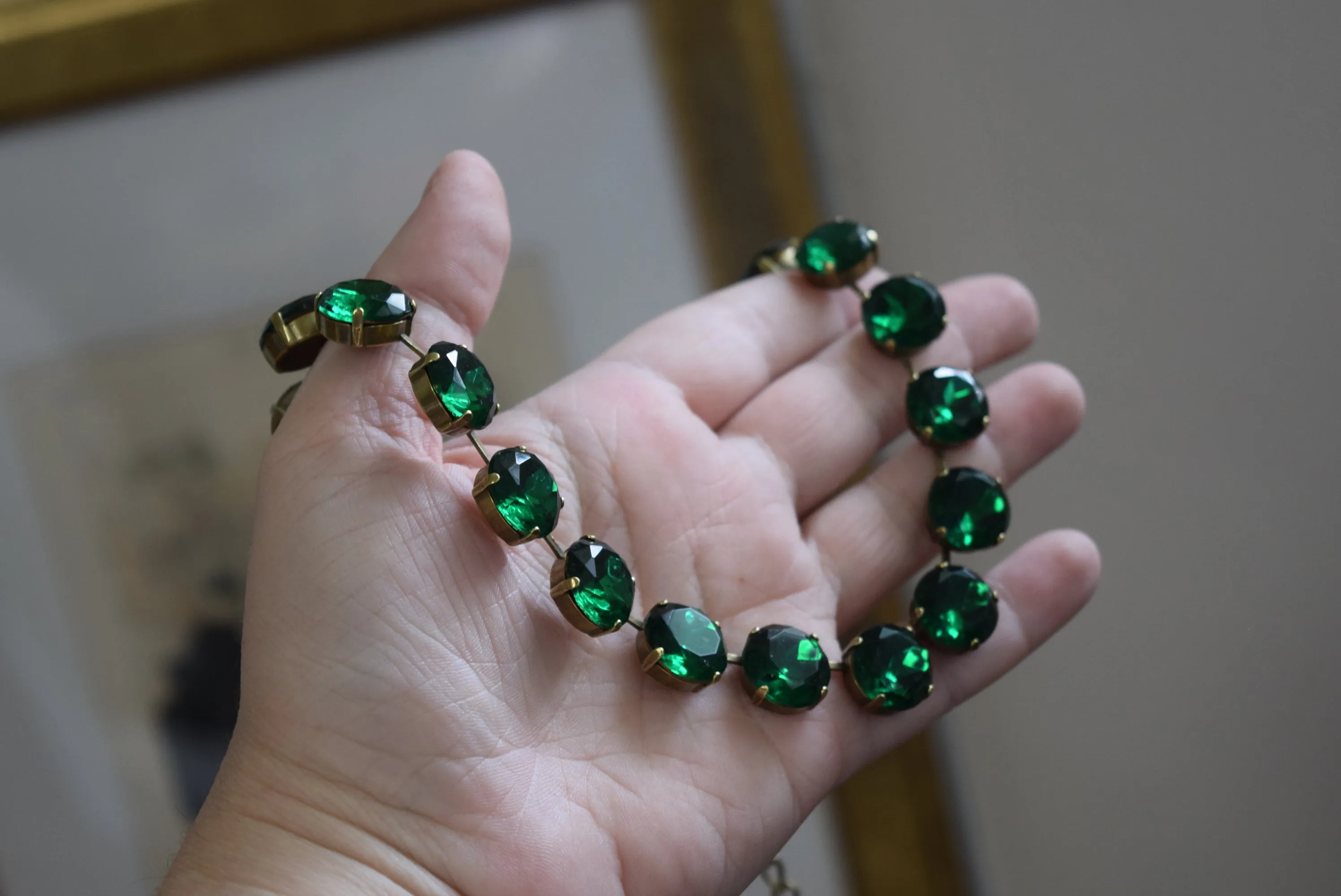 Emerald Green Riviere Necklace - Medium Round