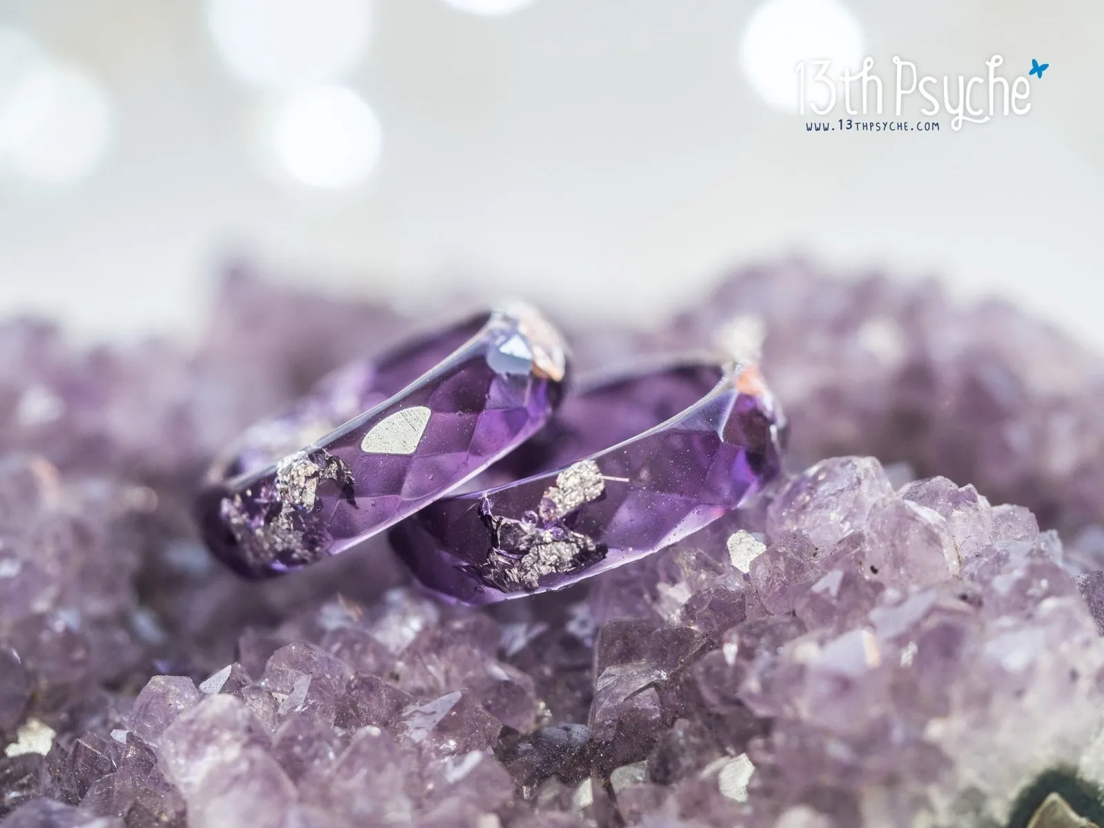 Lavender and silver flakes faceted resin ring