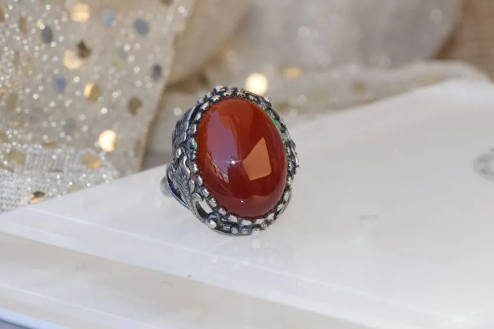 RED SIGNET RING